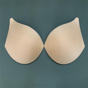 Bralette de luxe de lumière en soie opulente